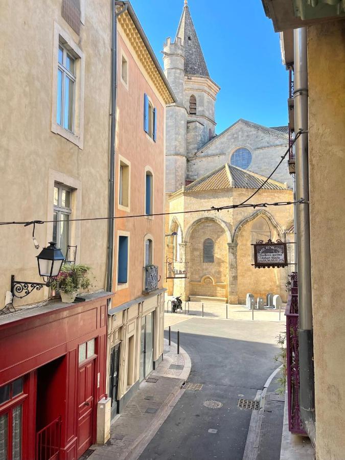 Art Apparts Coeur De Ville Beziers Bagian luar foto