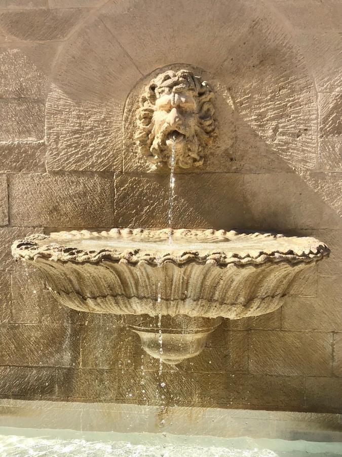 Art Apparts Coeur De Ville Beziers Bagian luar foto